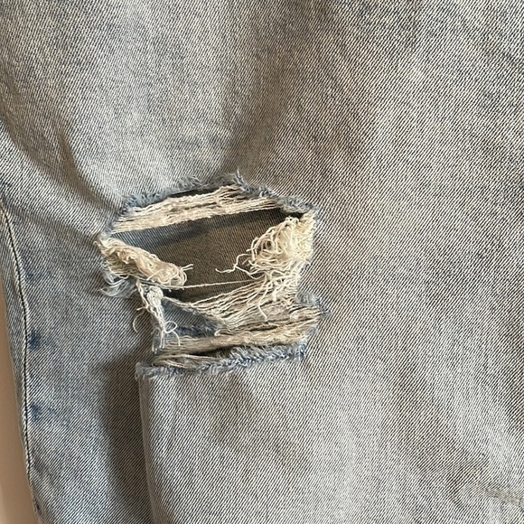 NEW Levi’s Men 511 Slim Jean Shorts 40 Light Wash Blue Distressed Stretch - Picture 5 of 16